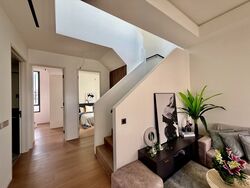10 Evelyn (D11), Apartment #578783731